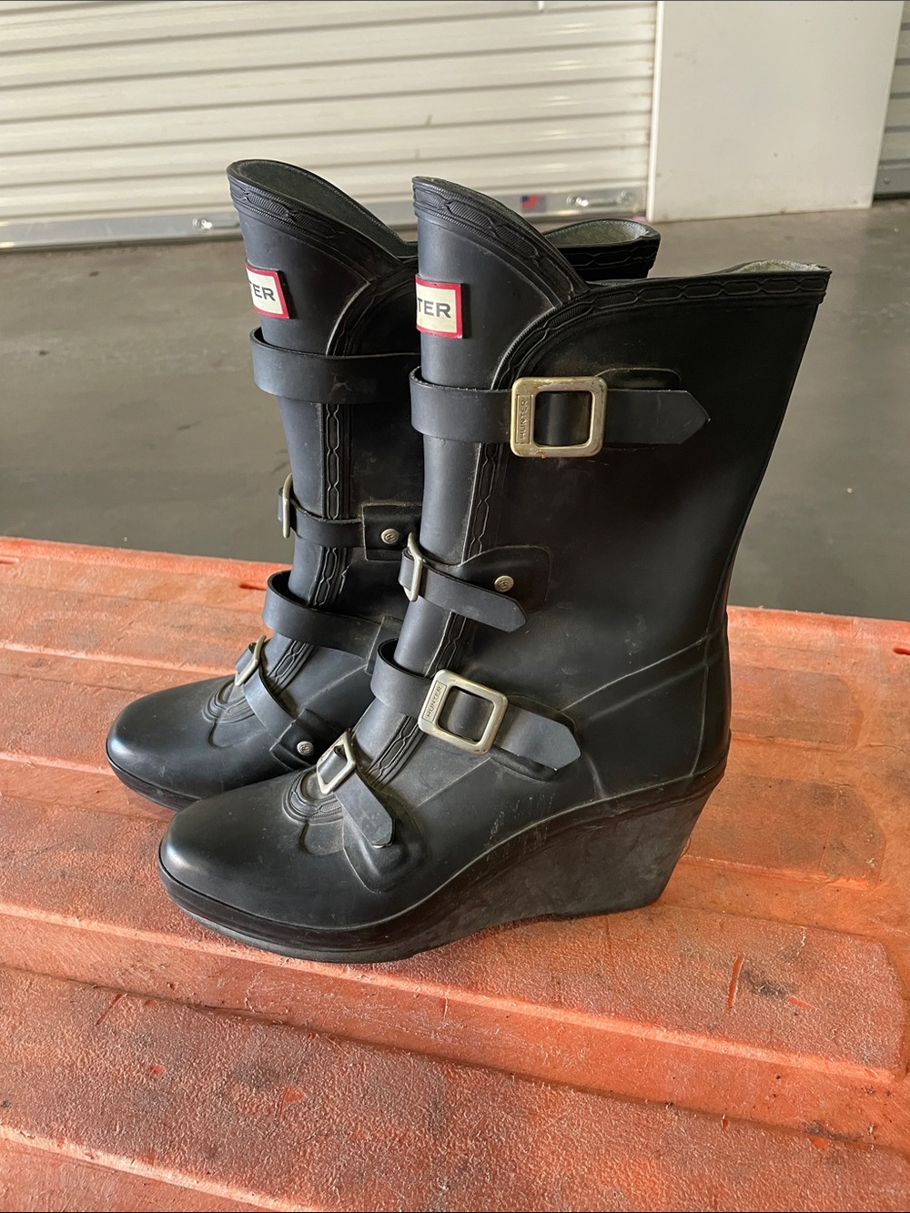 Hunter Remy Buckle Wedge Rain Boots size 8 rare htf